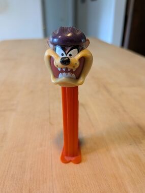 Looney Tunes Taz Dispenser - Orange Stem